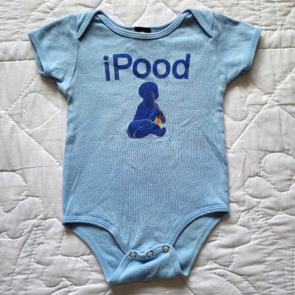 2/$15 🌼 Jinx iPood Onesie